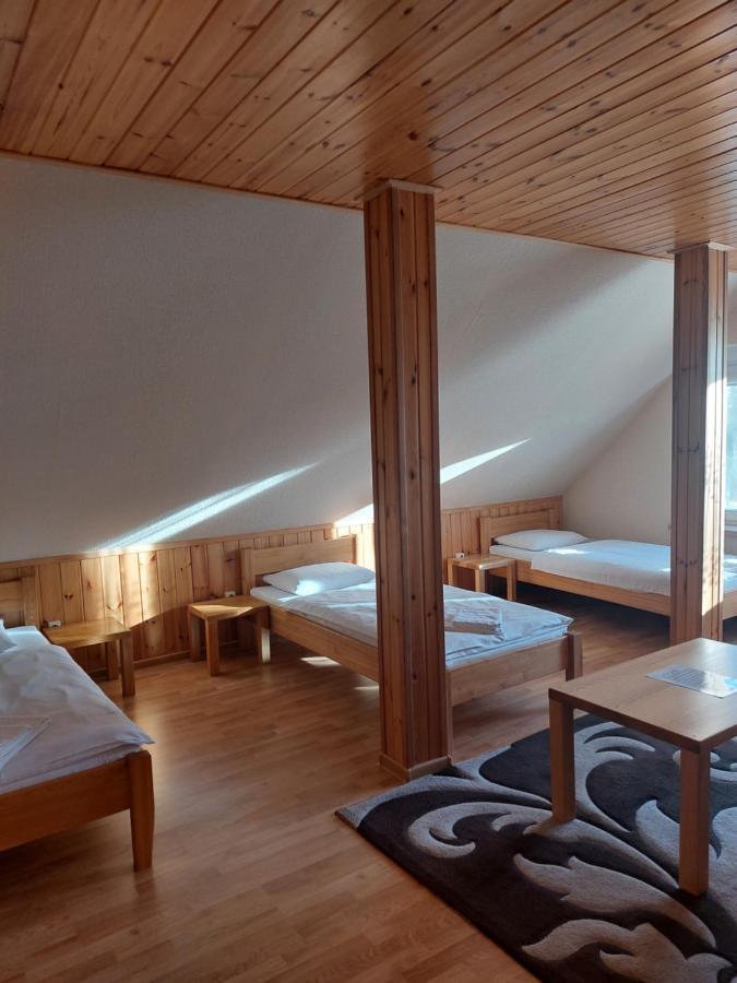 Asmonienes Sveciu Namai "Senoji Mokyklele" Hotel Smalininkai Eksteriør billede